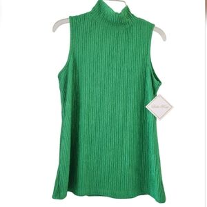 GREEN TEXTURED MOCK NECKLINE SLEEVELESS TOP SZ MEDIUM NWT